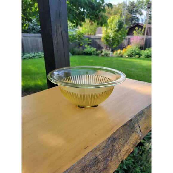 Vintage Amber Mixing Bowl, Federal Ribbed Golden Glo Glass, Rolled Edge 9-1/2" - Picture 1 of 3